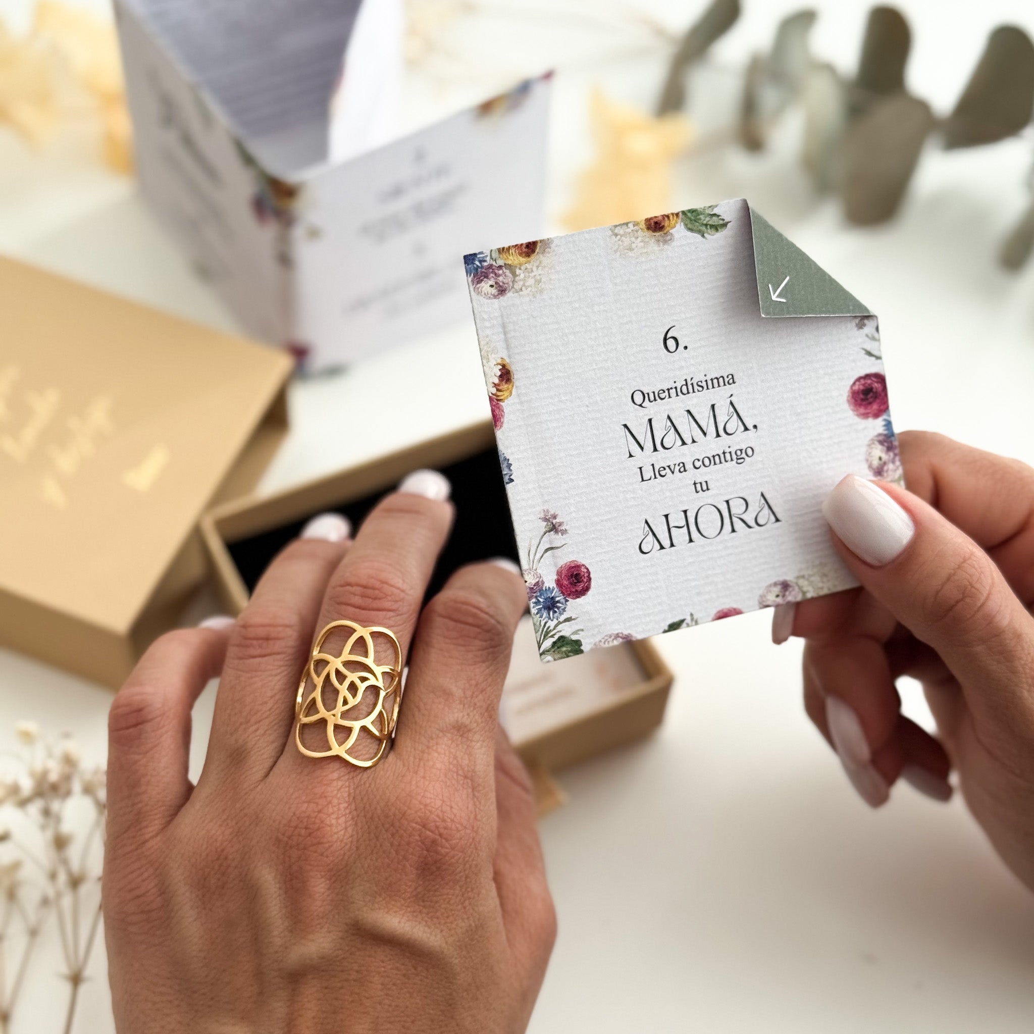 Anillo La Flor de Mamá - LOS AHORAS