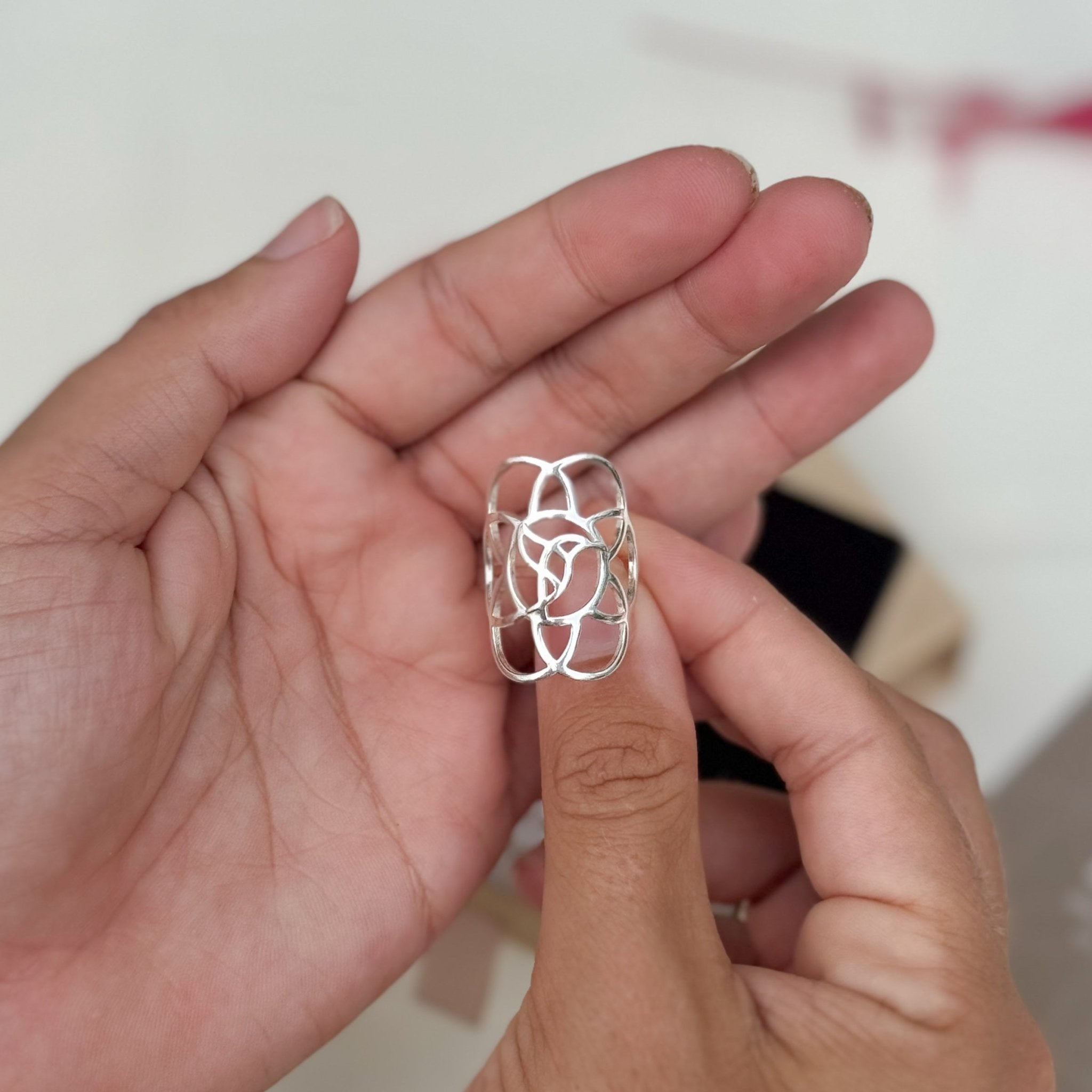 Anillo La Flor del Ahora - LOS AHORAS