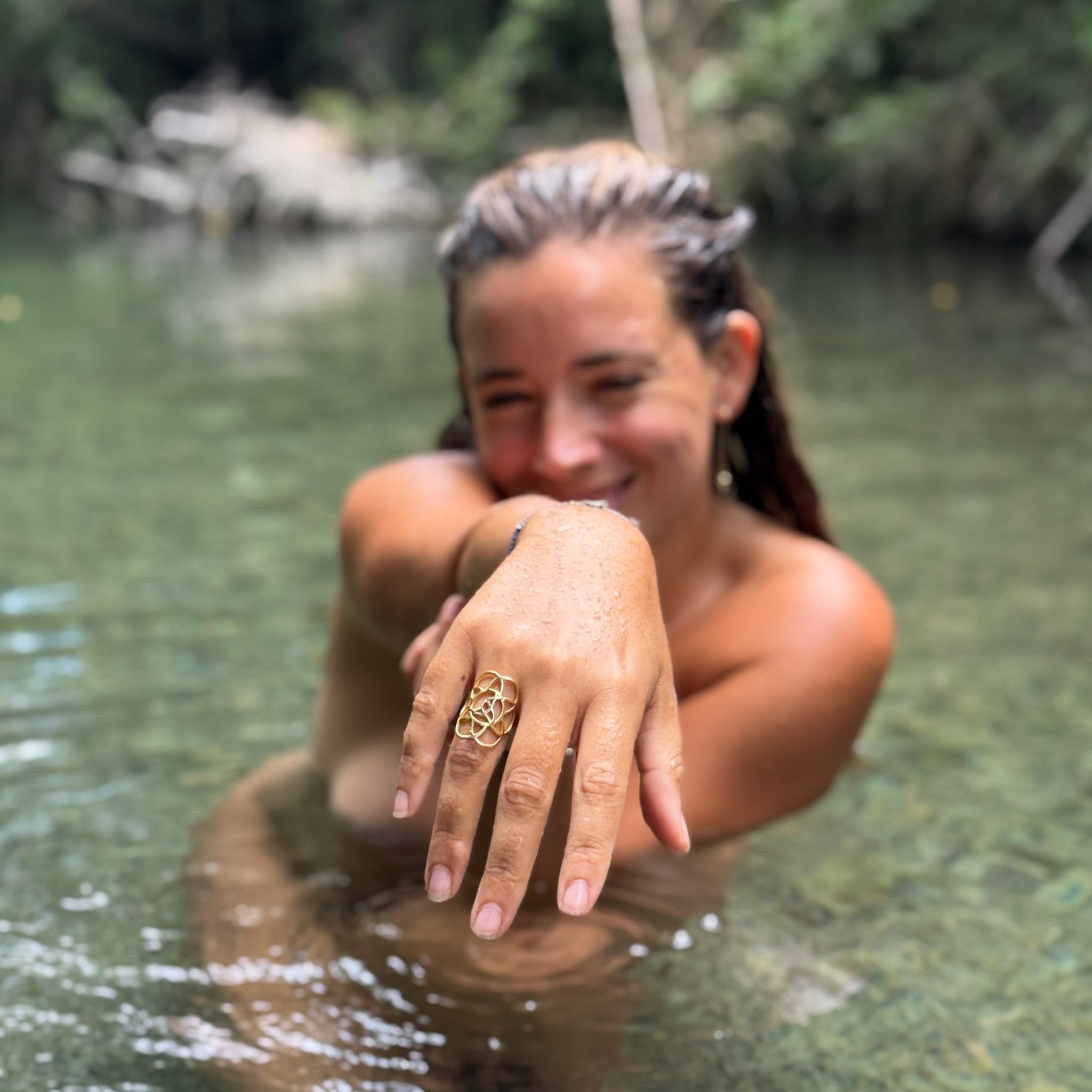 Anillo La Flor del Ahora - LOS AHORAS