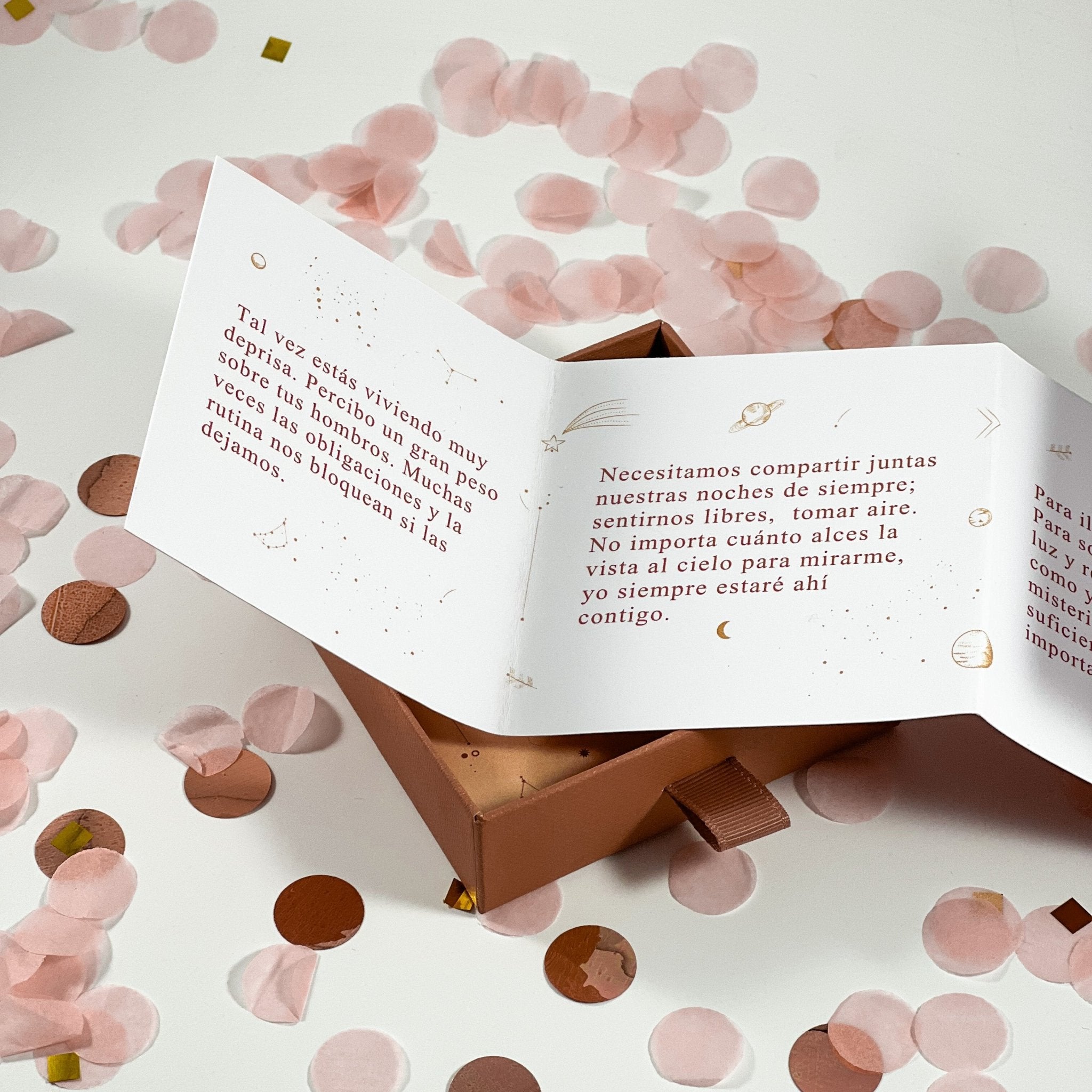 Colgante CELEBRA - LOS AHORAS