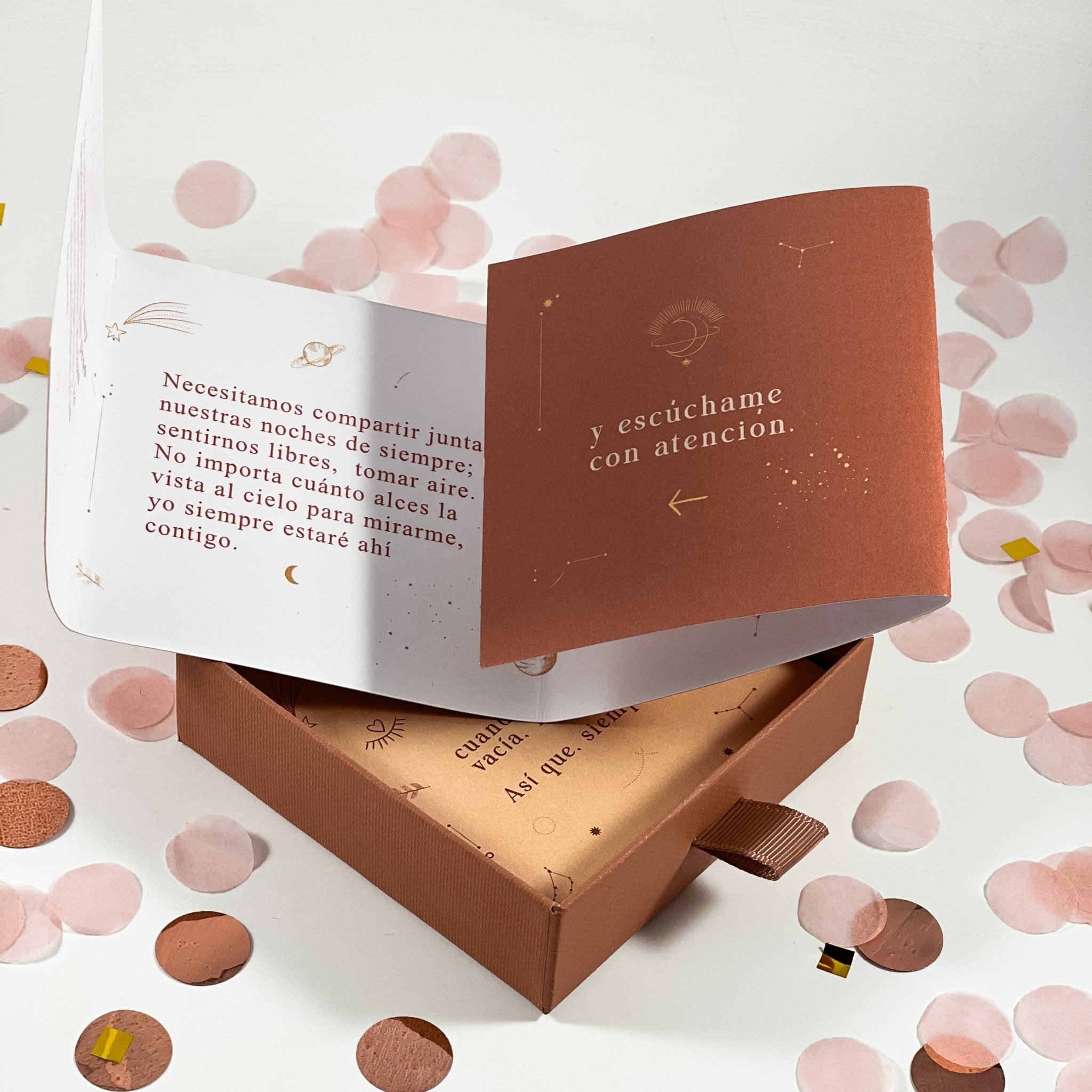 Colgante CELEBRA - LOS AHORAS