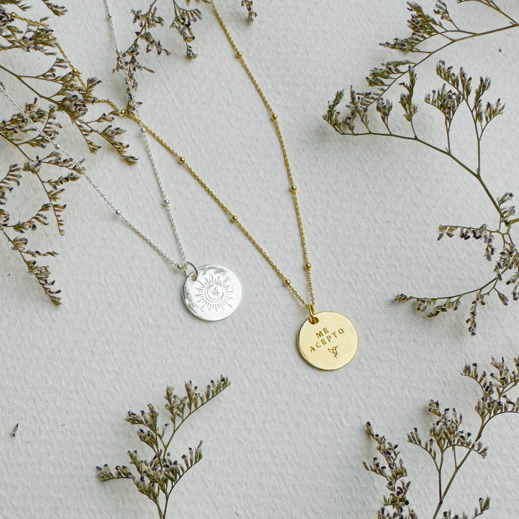 Collar "Me acepto Ahora y en todas mis fases" - LOS AHORAS