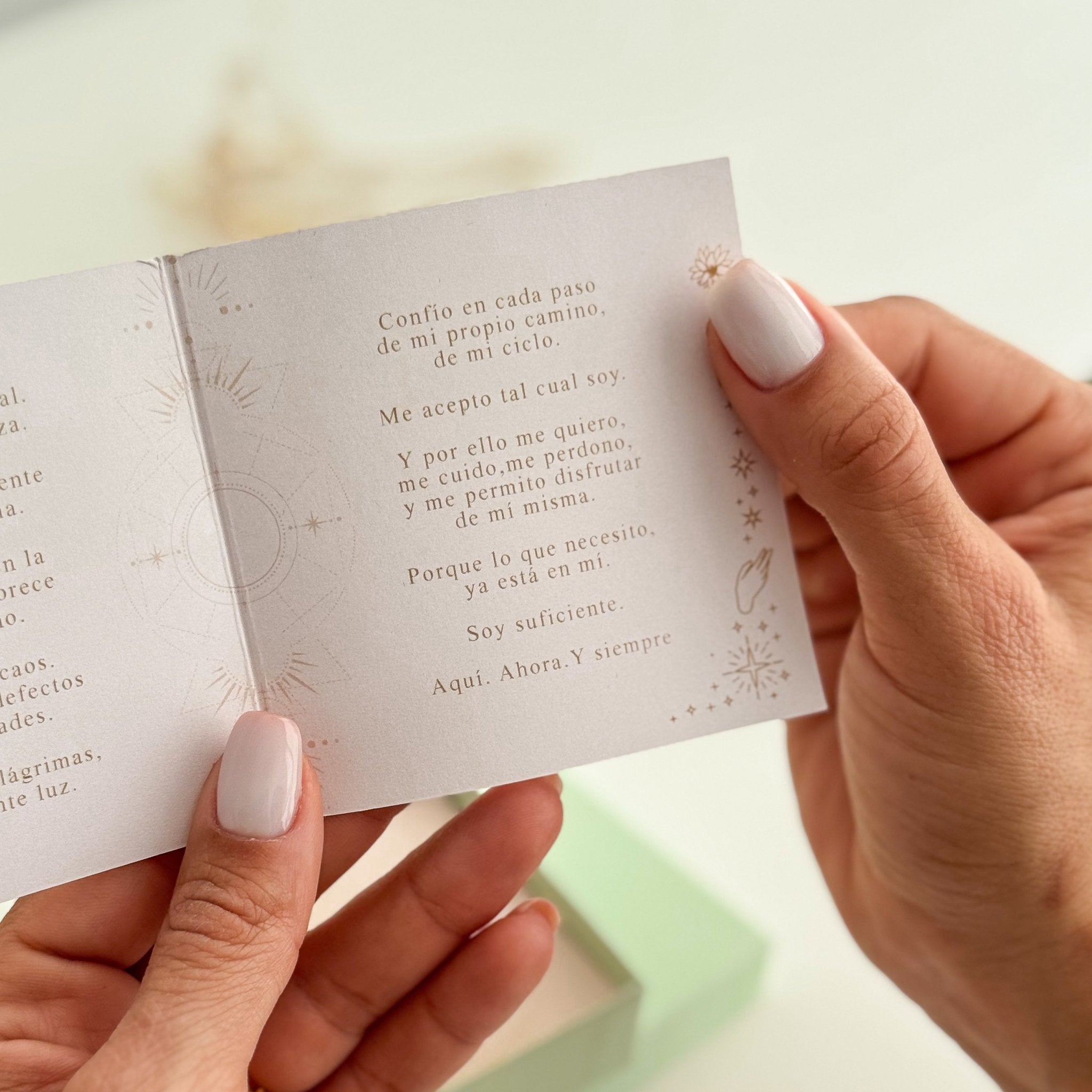 Pulsera "Me acepto Ahora y en todas mis fases" - LOS AHORAS