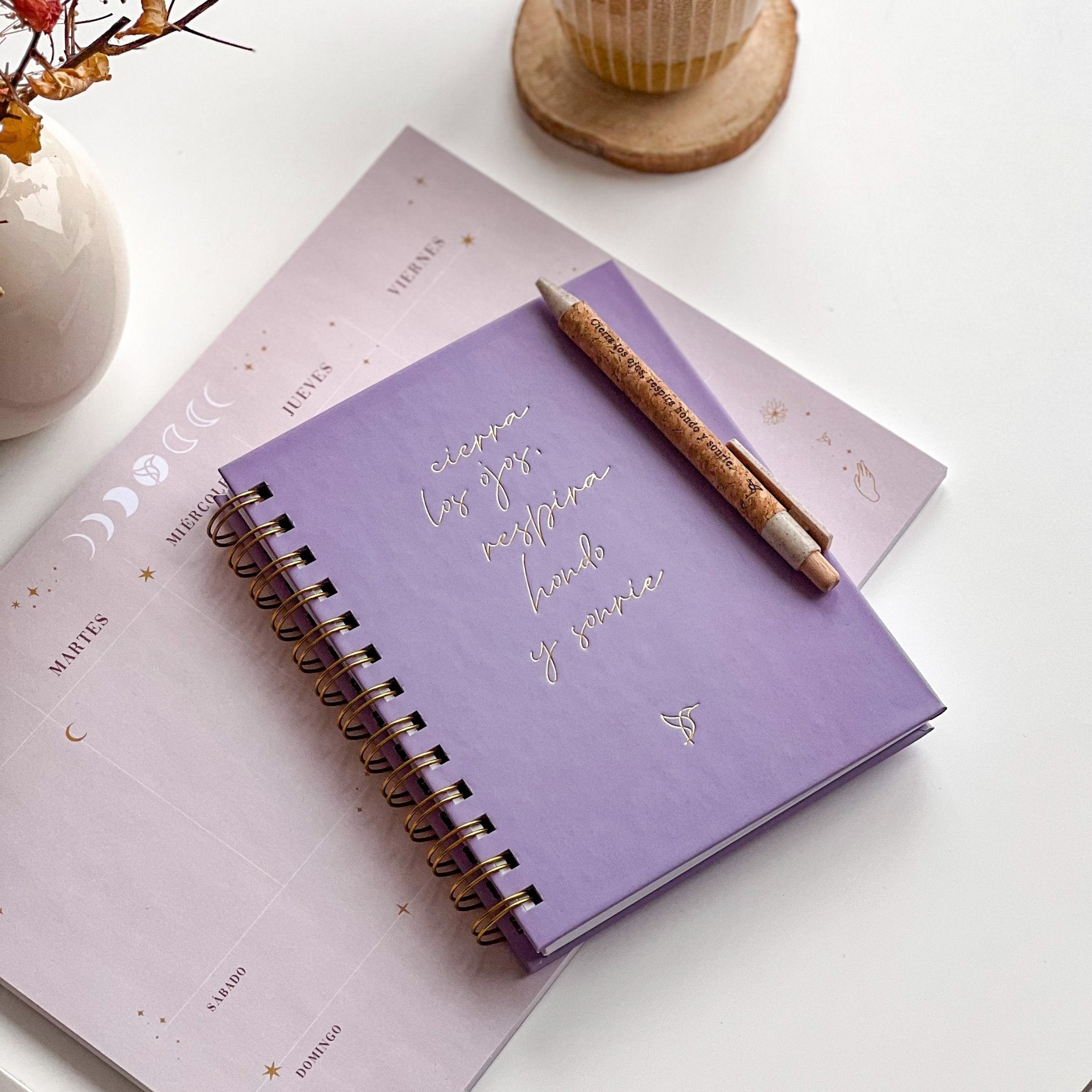 Cuaderno Journal 'VIOLETA' - LOS AHORAS