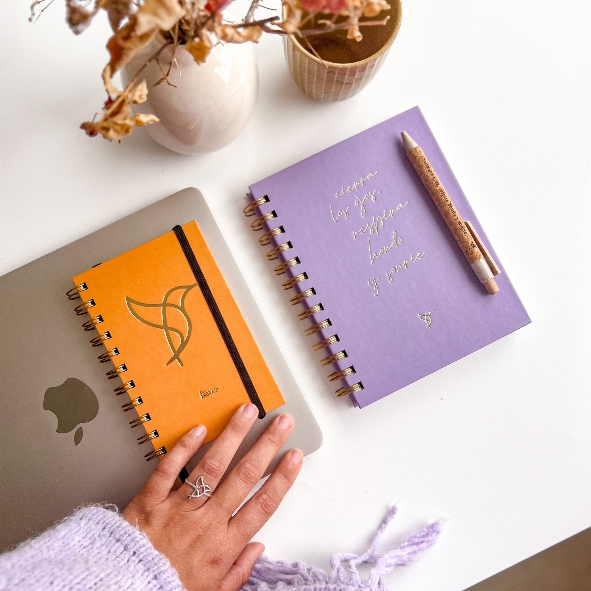 Cuaderno Journal 'VIOLETA' - LOS AHORAS