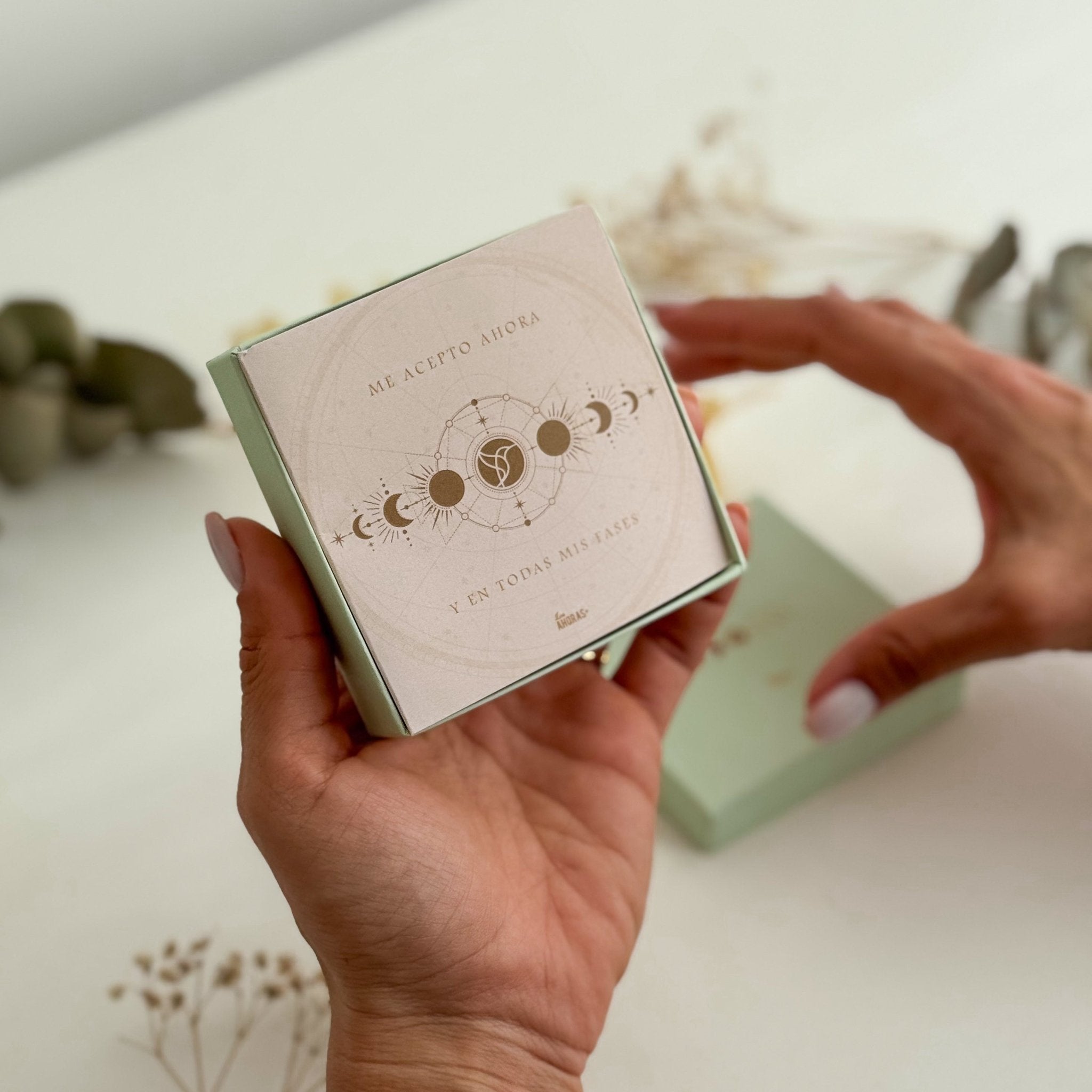 Pulsera "Me acepto Ahora y en todas mis fases" - LOS AHORAS